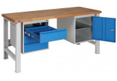 Tables d'atelier, piédestaux et supports
