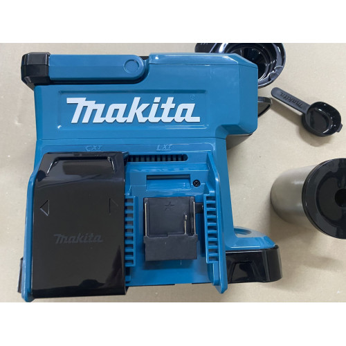 Makita DCM501Z Machine a café Li-ion 18V