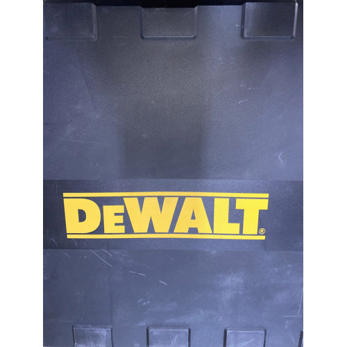 DeWALT DCN890P2 Cloueur béton et acier Brushless XR (2x5,0Ah/18V)