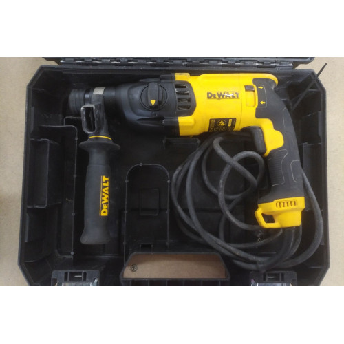 DeWALT D25133K Marteau combi SDS-Plus (800W/2,6J) valise