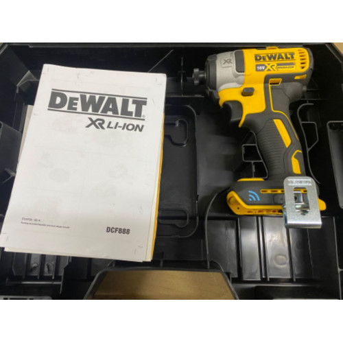 DeWALT DCF888NT Visseuse a chocs 1/4'' (205Nm/18V/sans batterie)Tstak