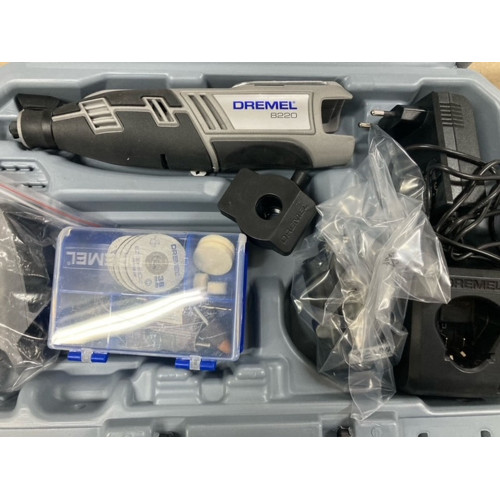 Dremel 8220-2/45 Outil multi-usage sans fil F0138220JH