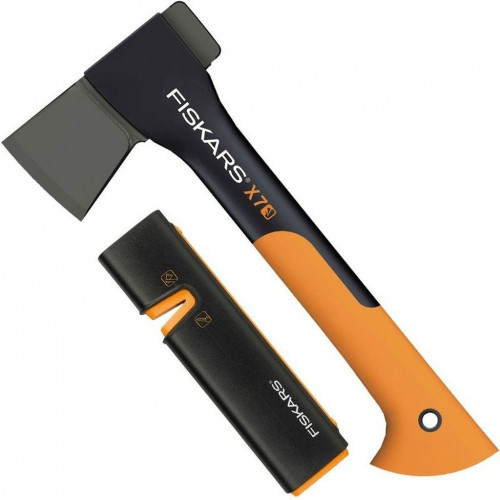 Fiskars X7 Hachette + Aiguiseur XSharp 1020183