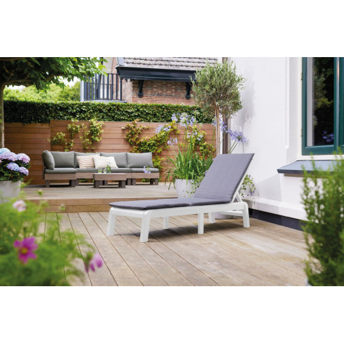 KETER FORMENTERA Chaise longue avec coussin, 187,5 x 58 x 29 cm, blanc/gris 17213633